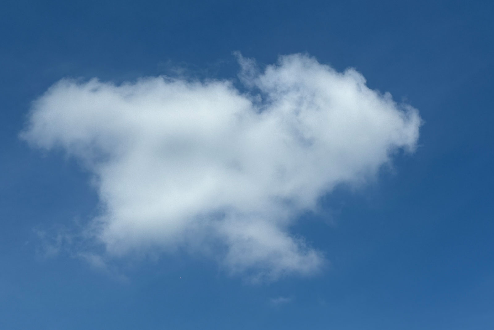 Wolke 0009 - copyright W. Wassermann, Wolkenbilder, Gedankengut24.de